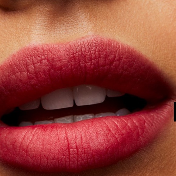 MAC Powder Kiss Lipstick in Werk, Werk, Werk - Picture 7 of 15